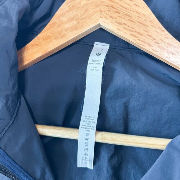 NWOT Lululemon Evergreen Anorak Jacket & Shorts Set Navy Blue Black Size 10/8 - Picture 10 of 11